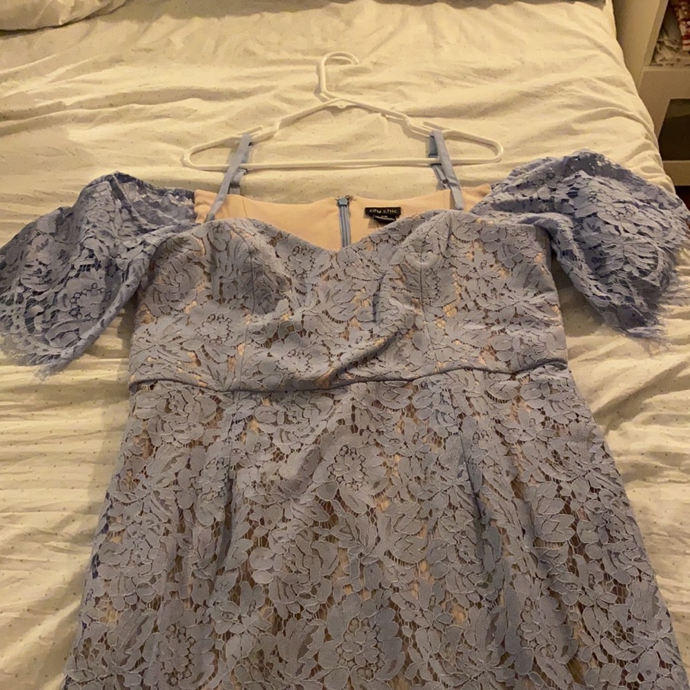 Dress - Picture 2 of 5